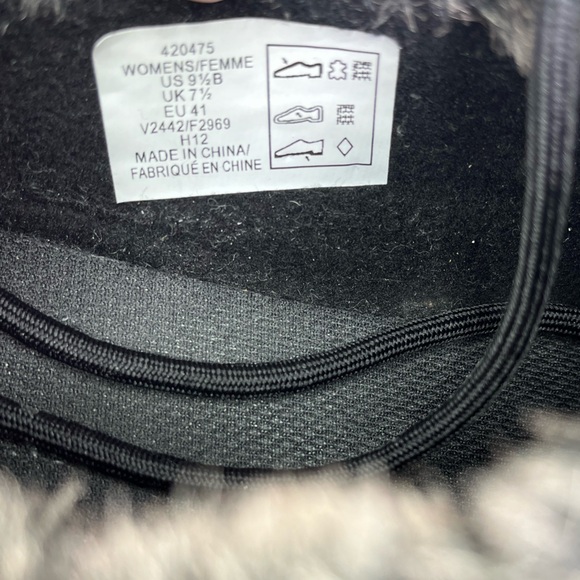 Lands' End Faux Fur Lining Quilted Black Suede Powder Belle Shoe Women’s 9.5B - Picture 10 of 10